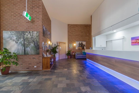 Alpine Gables - Accommodation Redcliffe 32