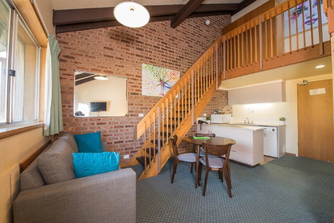 Alpine Gables - Accommodation Redcliffe 30