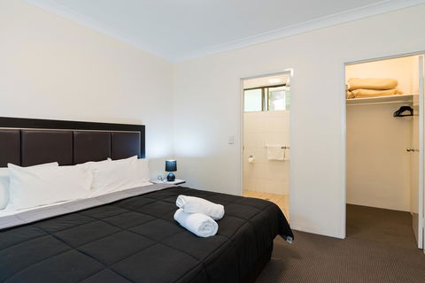 Eastwood Furnished Apartments - Accommodation Redcliffe 6