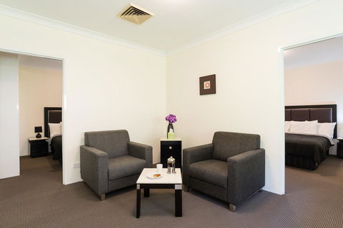 Eastwood Furnished Apartments - Accommodation Redcliffe 4