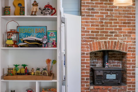 Gidget's Surf Shack - Accommodation Redcliffe 4