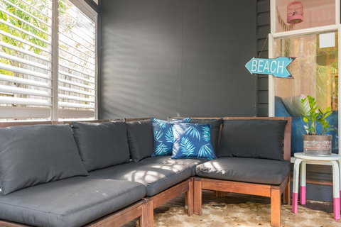 Gidget's Surf Shack - Accommodation Redcliffe 21