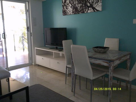 Pelican H2O One & Two Bedroom Apartments - Accommodation Redcliffe 24