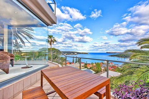 STUNNING MANLY VIEWS - Accommodation Redcliffe 6