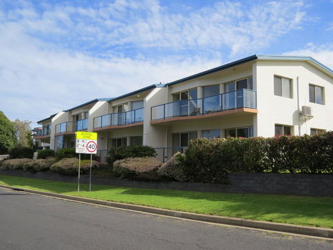 BlueWater Apartments - Accommodation Redcliffe 20