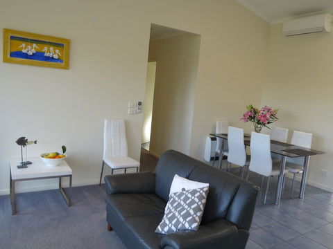 BlueWater Apartments - Accommodation Redcliffe 26