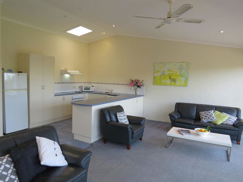 BlueWater Apartments - Accommodation Redcliffe 25