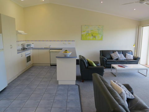 BlueWater Apartments - Accommodation Redcliffe 27
