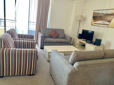 Castle Serviced Apartments - Accommodation Redcliffe 6
