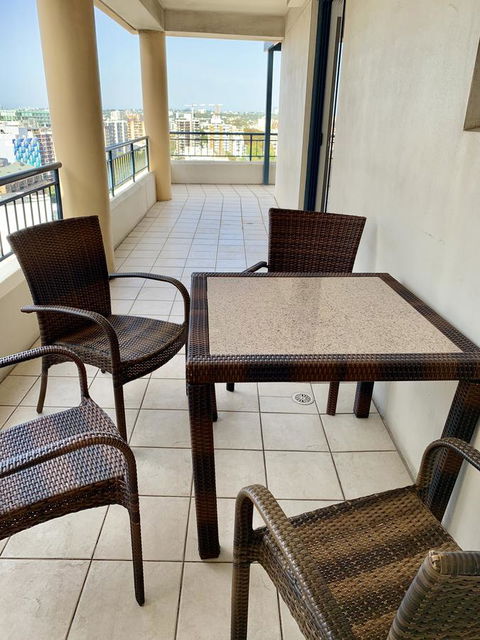 Castle Serviced Apartments - Accommodation Redcliffe 9