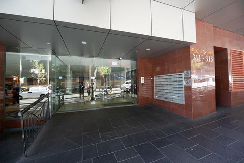 Castle Serviced Apartments - Accommodation Redcliffe 31