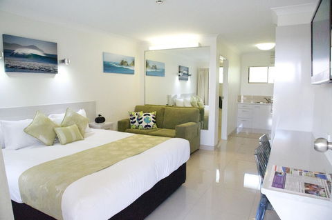 Bay Motel - Accommodation Redcliffe 15