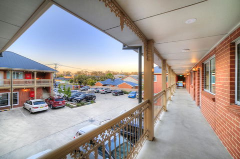 Best Western Plus Bolton On The Park - Accommodation Redcliffe 23