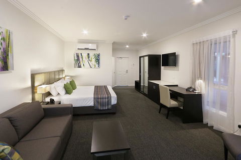 Best Western Plus Bolton On The Park - Accommodation Redcliffe 5