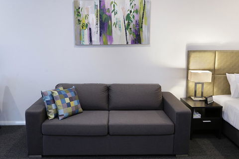 Best Western Plus Bolton On The Park - Accommodation Redcliffe 12