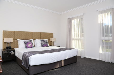 Best Western Plus Bolton On The Park - Accommodation Redcliffe 19