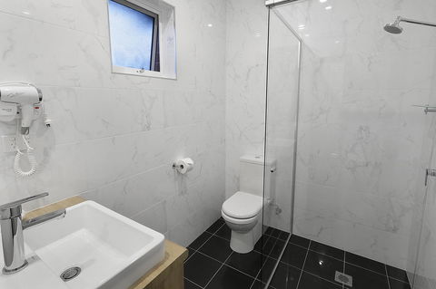 Best Western Plus Bolton On The Park - Accommodation Redcliffe 26