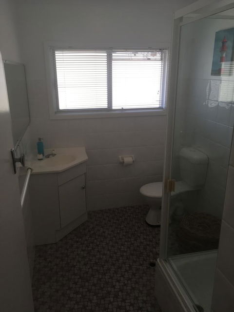 Tomaree Lodge - Accommodation Redcliffe 6