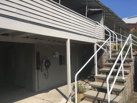 Tomaree Lodge - Accommodation Redcliffe 12