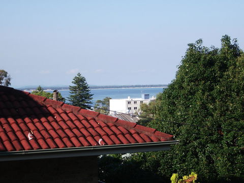 Tomaree Lodge - Accommodation Redcliffe 8