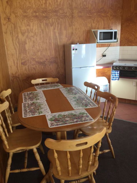 Jenolan Cabins - Accommodation Redcliffe 7