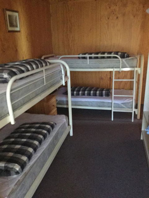 Jenolan Cabins - Accommodation Redcliffe 5
