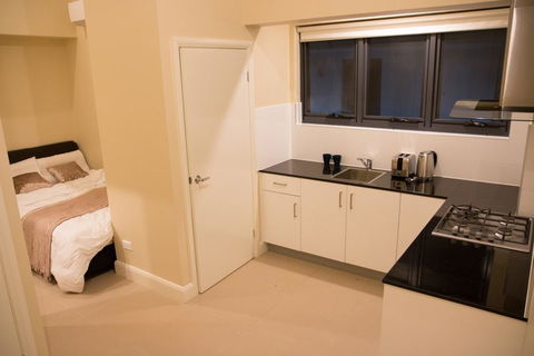 T&M HOUSE - Accommodation Redcliffe 20