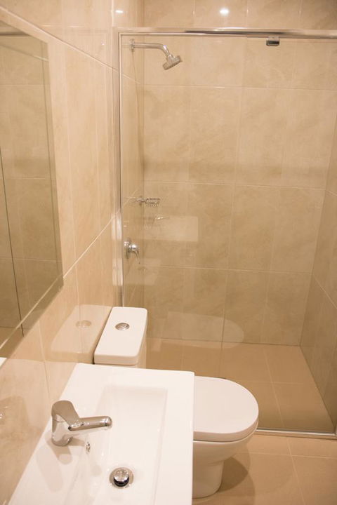 T&M HOUSE - Accommodation Redcliffe 28
