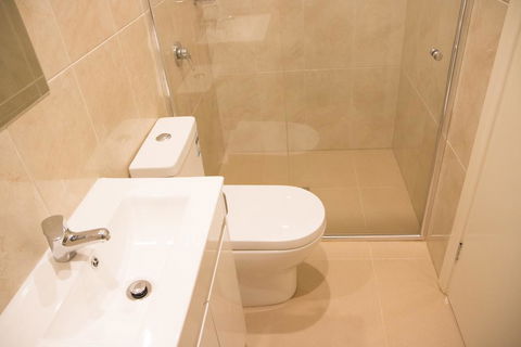 T&M HOUSE - Accommodation Redcliffe 5
