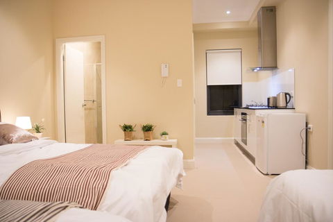T&M HOUSE - Accommodation Redcliffe 43