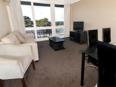 Horizon Holiday Apartments - Accommodation Redcliffe 5