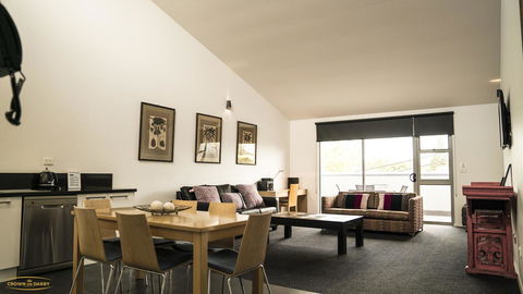Crown On Darby Newcastle - Accommodation Redcliffe 12