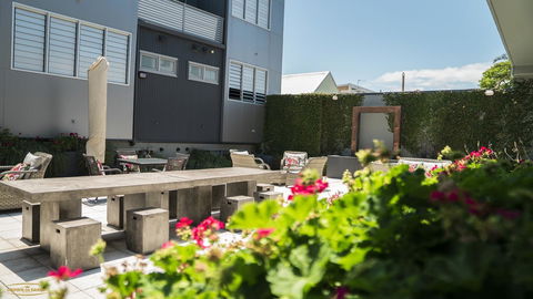Crown On Darby Newcastle - Accommodation Redcliffe 3