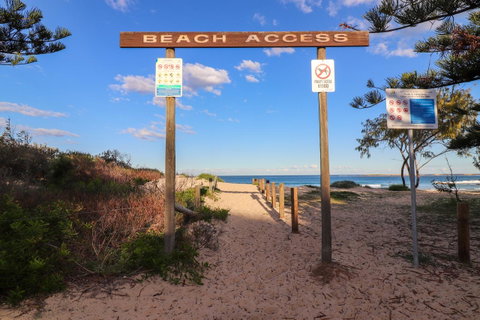 Coastal Horizons Beach House - Accommodation Redcliffe 18