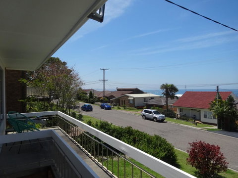 Coastal Horizons Beach House - Accommodation Redcliffe 14