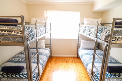 Coastal Horizons Beach House - Accommodation Redcliffe 6