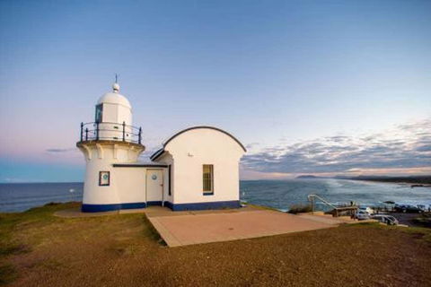 Twin Palms Holiday House At Lighthouse - Accommodation Redcliffe 14