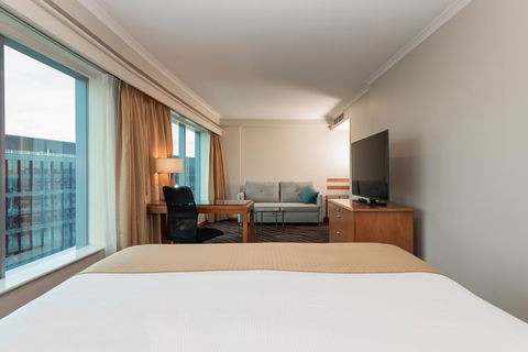 Crowne Plaza Sydney Airport, An IHG Hotel - Accommodation Redcliffe 18