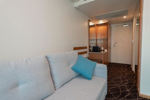 Crowne Plaza Sydney Airport, An IHG Hotel - Accommodation Redcliffe 19