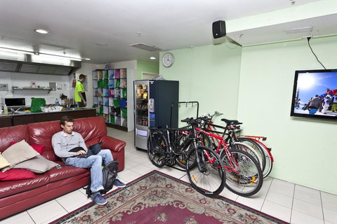 790 On George Backpackers - Accommodation Redcliffe 28