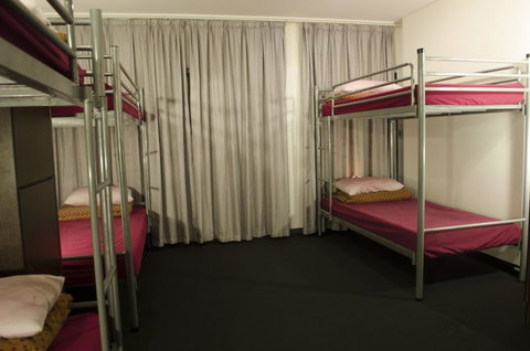 790 On George Backpackers - Accommodation Redcliffe 10