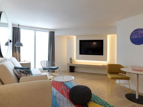 QT Bondi - Accommodation Redcliffe 12