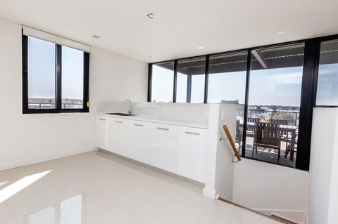 The Penthouse - Accommodation Redcliffe 30