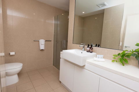 The Penthouse - Accommodation Redcliffe 25