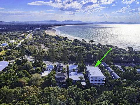 Cape Apartments - Accommodation Redcliffe 3