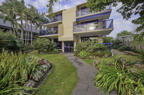 Cape Apartments - Accommodation Redcliffe 0