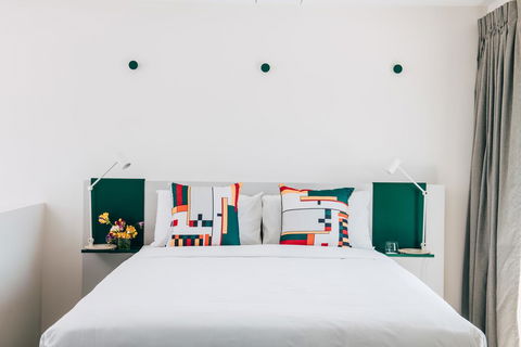 UKO Stanmore - Accommodation Redcliffe 0