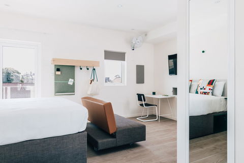 UKO Stanmore - Accommodation Redcliffe 1