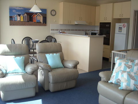 Beaches Apartments Merimbula - Accommodation Redcliffe 2