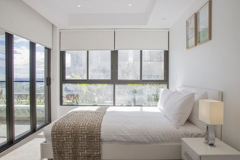Cozy Apartment With Harbour Bridge View In Bondi - Accommodation Redcliffe 5